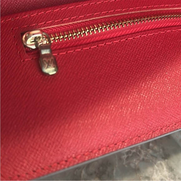 Scarlet Card Holder - Picture 5 of 7